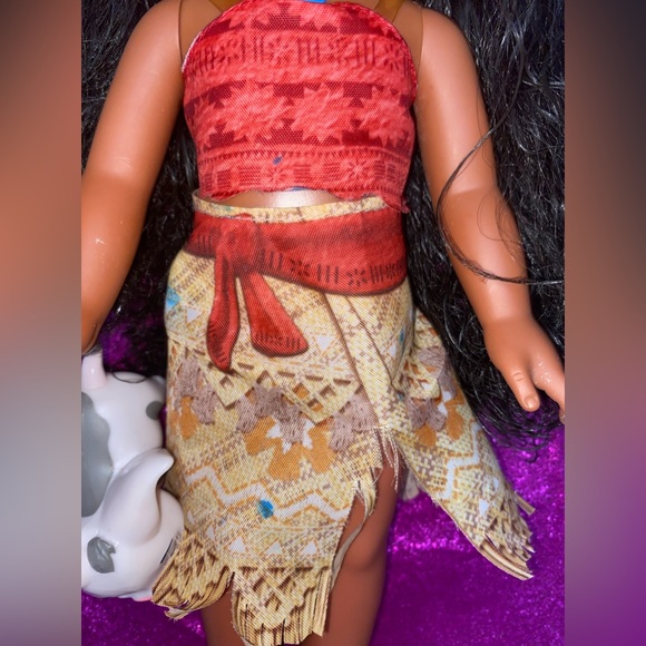 Moana 18inch Doll with complete outfit & Pua - Picture 3 of 6
